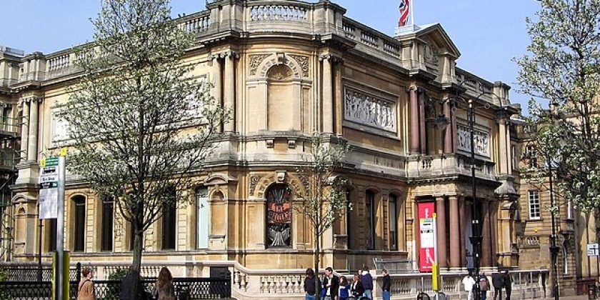 wolverhampton art gallery building